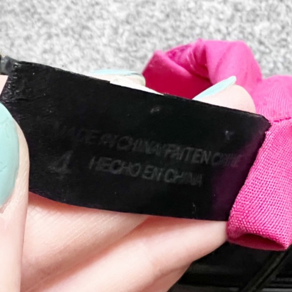 Stone Mountain Heart Quilt Leather Black Cross Body Purse Gold Charm Zipper Bag - Picture 15 of 16